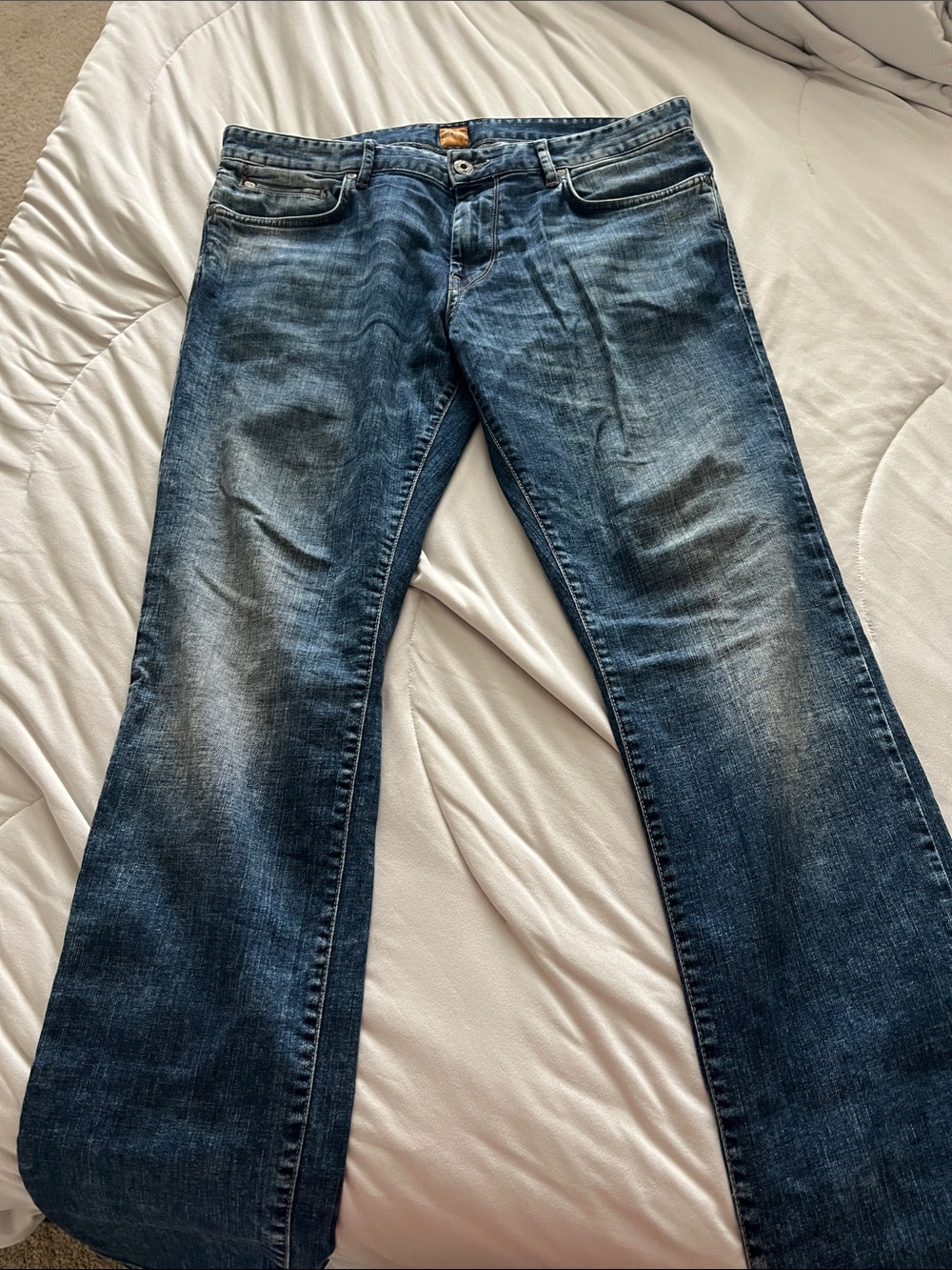 Hugo Boss Men's Dark Blue Jeans